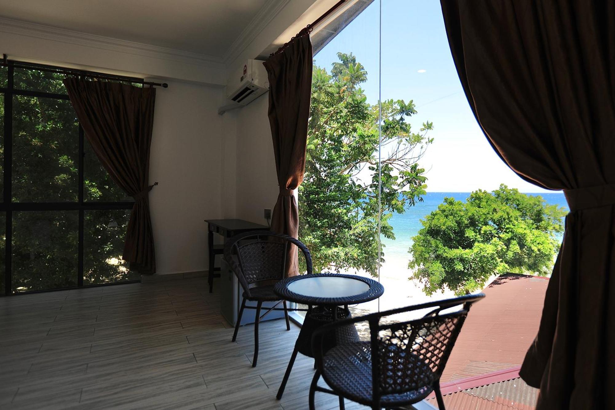 Dolphin Bay Island Resort 古打毛律 外观 照片